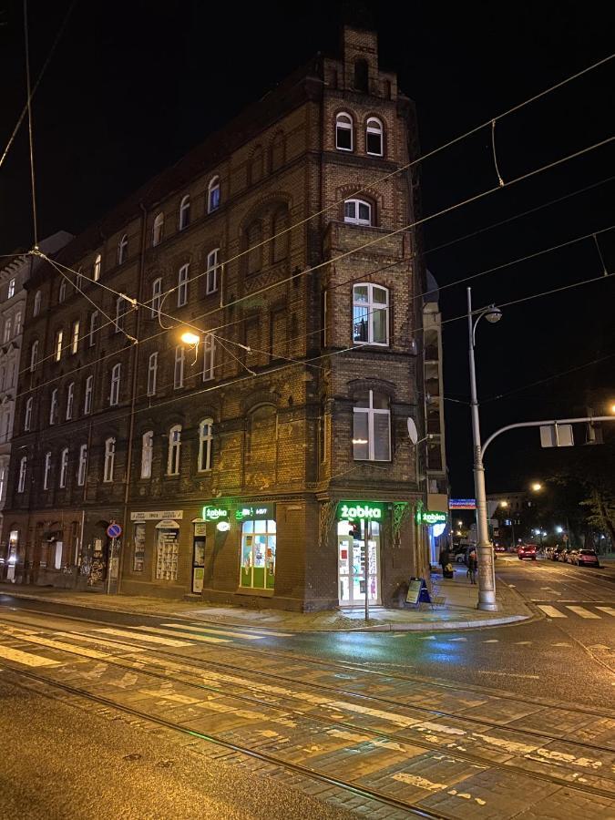 Brick House - Apartament Zoska Wrocław Extérieur photo
